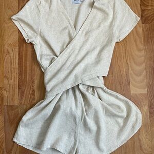 EUC Princess Polly Beige Wrap Romper sz small